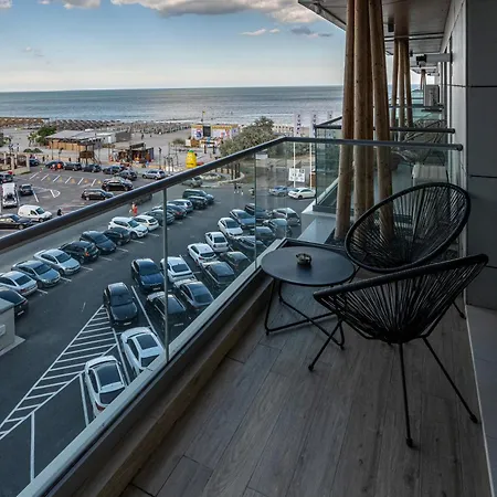 L&c By Zora Apartament,pe Plaja شقة فندقية Năvodari