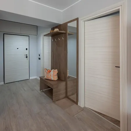 شقة فندقية L&c By Zora Apartament,pe Plaja 3*