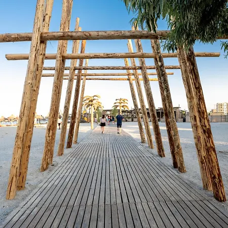 L&c By Zora Apartament,pe Plaja 3*