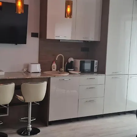 Zora - L&c Aparthotel *
