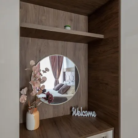 Apart-hotel L&c By Zora Apartament,pe Plaja