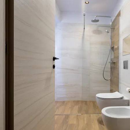 Zora - L&c Aparthotel Navodari